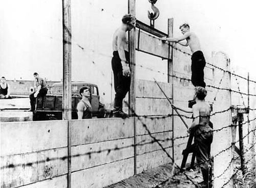 Строительство Берлинской стены