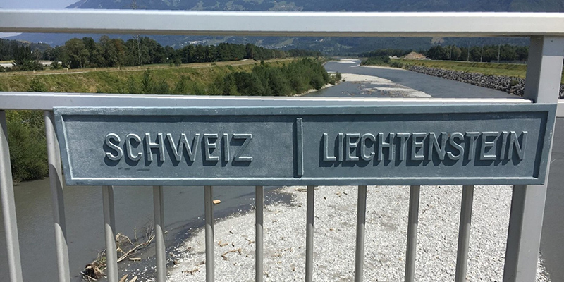 Граница между Швейцарией и Лихтенштейном, фото